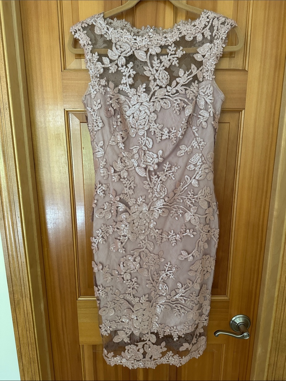 Tadashi Shoji Blush Pink Sequin Floral Lace Midi Dress Cocktail Wedding Size 4 - Picture 3 of 17